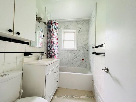 For Lease - 72 Caines Avenue, Toronto, Ontario - Photo 5