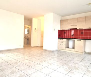 Location Appartement 3 pièces 64m² - Photo 5