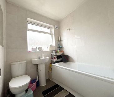 2 bedroom maisonette to rent - Photo 6