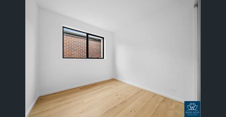 For Lease: Stunning Brand New Family Home in Tarneit - Photo 2