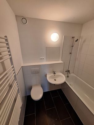 4-Raum-Wohnung mit Einbauküche - Photo 1