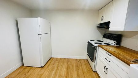 For Lease - 15 Silverdale Drive, St. Catharines, Ontario - Photo 2