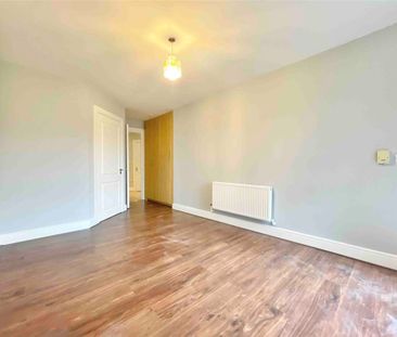 Wellmount Road, Dublin 11, **Double Room to Rent** - Photo 3
