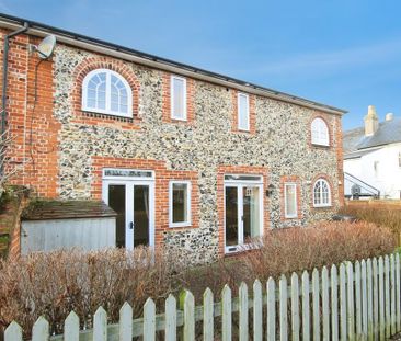 2 bedroom semi-detached house to rent - Photo 3