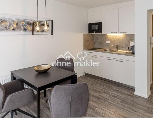 Gemütliche, voll möblierte 2-Zimmer-Wohnung in ruhiger Lage mit Parkplatz - Foto 1