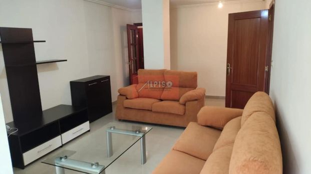 Apartamento de alquiler en Piñeiral, San Cibrao das Viñas - Foto 1