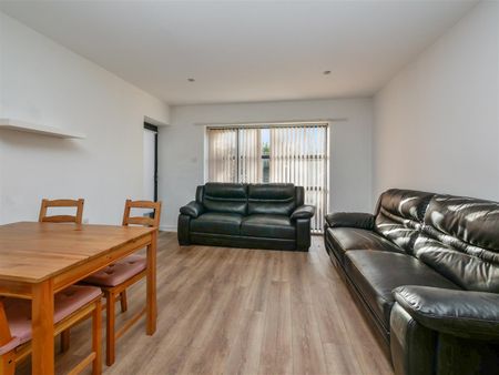 Apt 1 Carolan Place 45 Rossmore Drive, Ormeau Road, - Photo 3