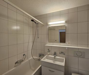 Sanierte Wohnung im Herzen von Zürich-Affoltern - Photo 3