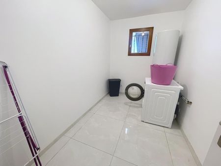 Location Maison 4 pièces 115m² VAL DE VIRVEE 33240 - Photo 4
