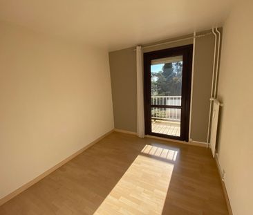 Location Appartement 4 pièces 80m² ANGOULEME 16000 - Photo 6