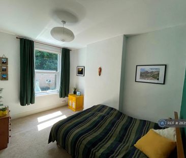 2 bedroom terraced house to rent - Photo 5