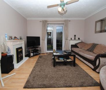 2 bedroom terraced house to rent - Photo 2