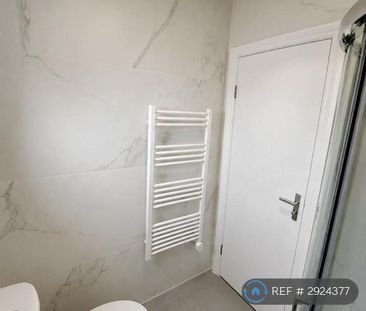 Studio to rent - Photo 6