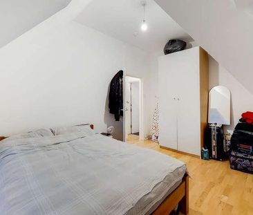 Baldry Gardens, London, SW16 - Photo 4