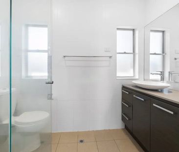 Narraweena - Photo 2