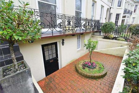 Hanover Crescent, Brighton, BN2 - Photo 5