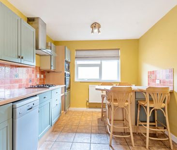 3 bedroom maisonette to rent - Photo 5