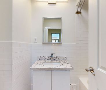 For Lease - 3503A Lake Shore Boulevard Unit# 3, Toronto, Ontario - Photo 2