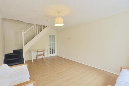 2 bedroom Student End of terrace house to rent in Limewood Court, Newcastle Upon Tyne - Photo 2