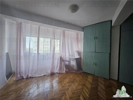 CASA 6 CAMERE ZONA STADION COSTANTA - Fotografie 2