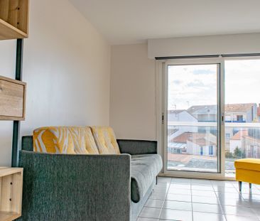 Location Appartement 1 pièce 22m² LES SABLES D OLONNE 85100 - Photo 1