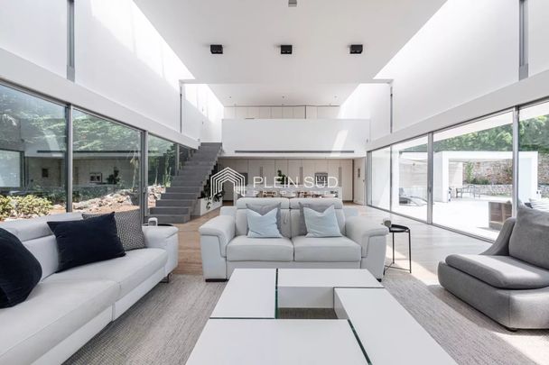 Villa d'architecte, très bien situé - Photo 1