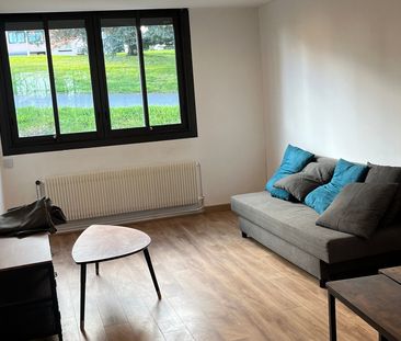 Appartement à louer 2 pièces • Champagne-au-Mont-d'Or - Photo 2