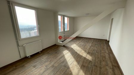 Pronájem bytu 2+1 59 m² - Photo 4