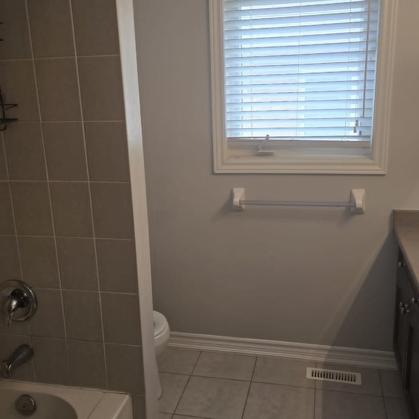 For Lease - 34 Leadership Drive, Brampton, Ontario - Photo 1