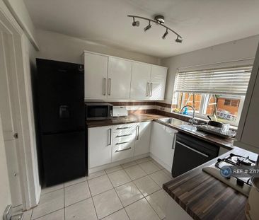 1 bedroom in a house share to rent - Photo 5