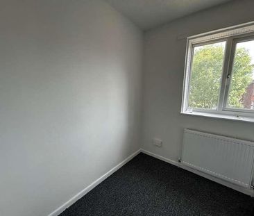 Lynside Walk, Manchester, M22 - Photo 5