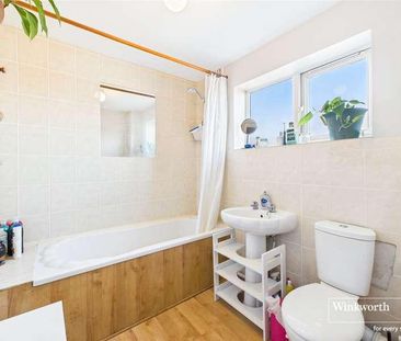 Walton Way, Newbury, Berkshire, RG14 - Photo 5