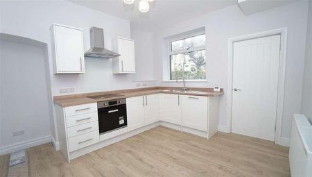 Fourlands Road, Idle, Bradford, BD10 - Photo 3