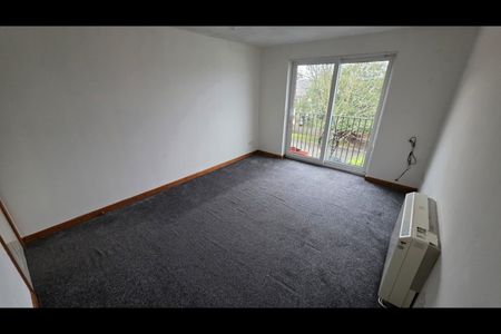 2 Bed Flat, Eleanor Court, CH45 - Photo 3