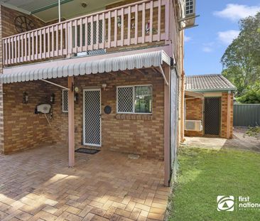 TWO BEDROOM TOWNHOUSE IN THE HEART OF CLEVELAND - Photo 4