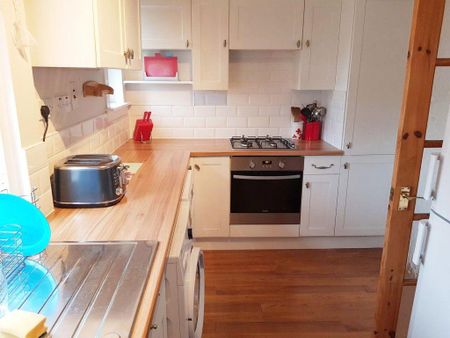 2 bedroom flat to rent - Photo 5