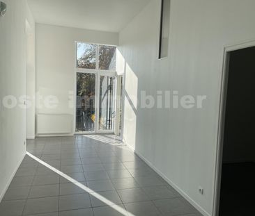 Location Appartement 2 pièces 57m² TOURCOING 59200 - Photo 2