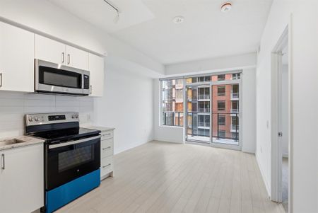 For Lease - 4010 Eglinton Avenue Unit# 2212, Toronto, Ontario - Photo 2