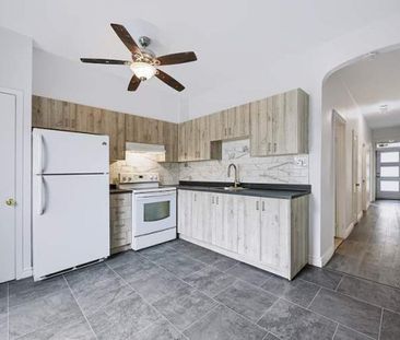 3 ½ rénové au rez-de-chaussée d'un triplex - Photo 5