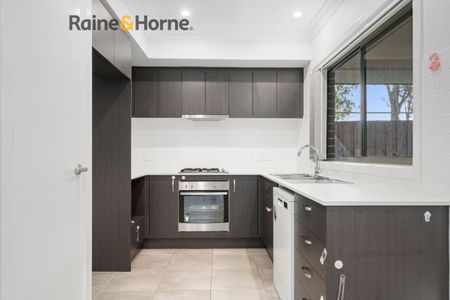 Excellent 3 Bedder! - Photo 2