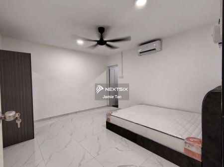 Single Storey @ Taman Abad , Johor Bahru - Photo 5