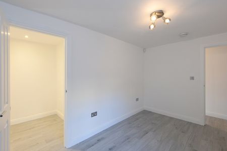 2 Bed Flat, Messina Avenue, NW6 - Photo 2