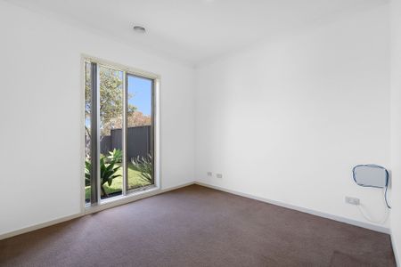 Lakeside Family Living - Photo 4