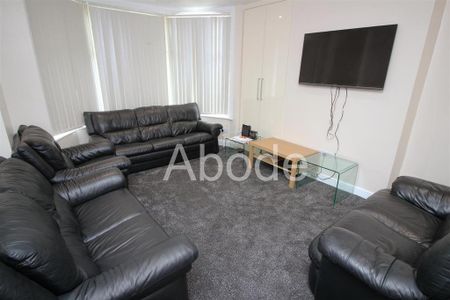 9 bedroom house to rent - Photo 2