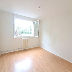 Location Appartement 4 pièces 77m² NANTES 44300 - Photo 2