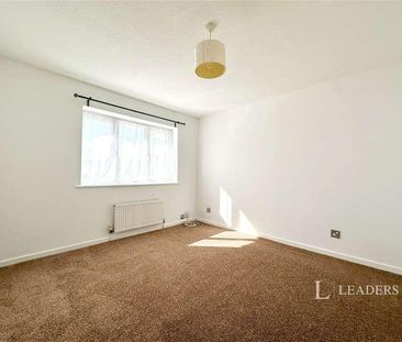 Fairlead Drive, Gosport, Hampshire, PO13 - Photo 3