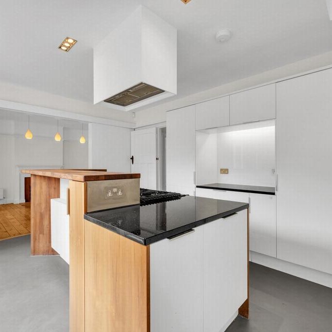 5 bedroom house to rent - Photo 1