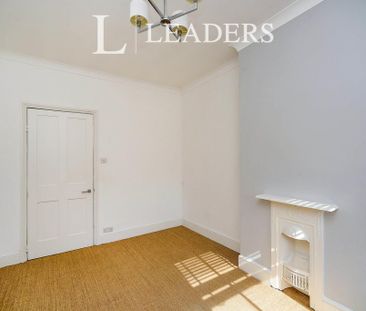 2 bedroom house to rent - Photo 2