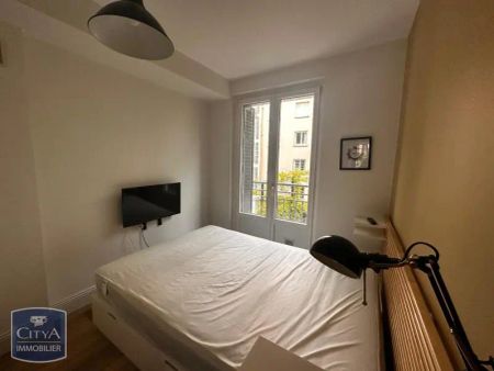 Appartement à louer 4 pièces 69.81m² - Photo 3