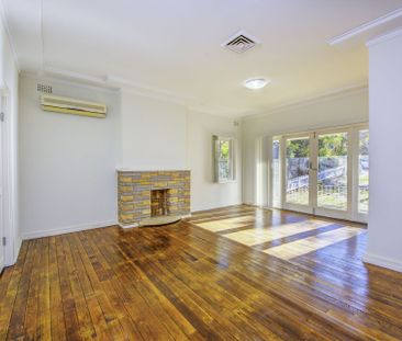 Low Maintenance Family Home - Photo 1